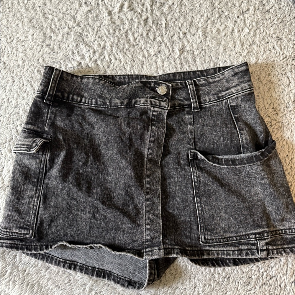 Stylish Black Denim Shorts